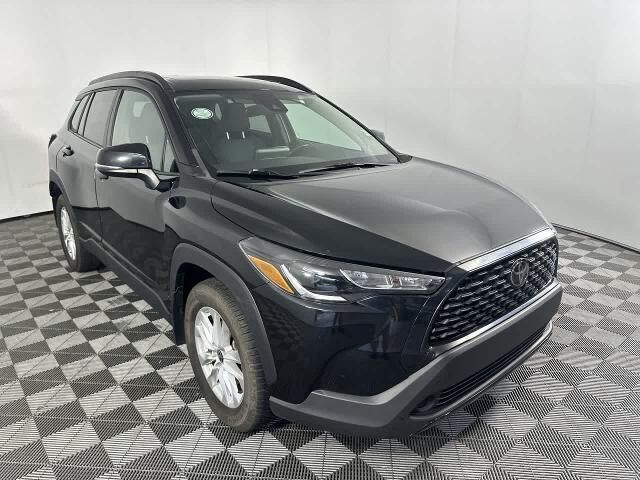 2022 Toyota Corolla Cross LE