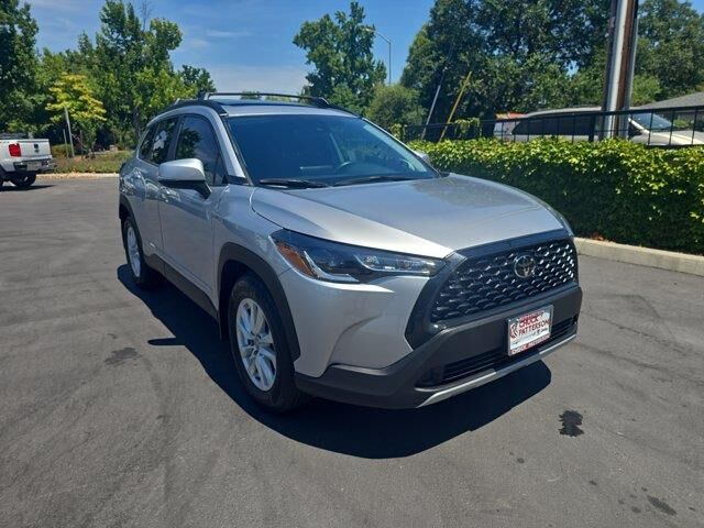 2022 Toyota Corolla Cross LE