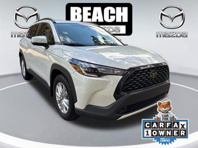 2023 Toyota Corolla Cross LE