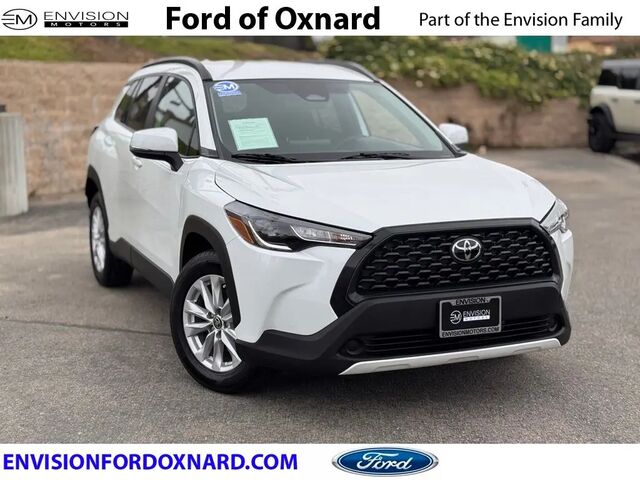 2024 Toyota Corolla Cross LE