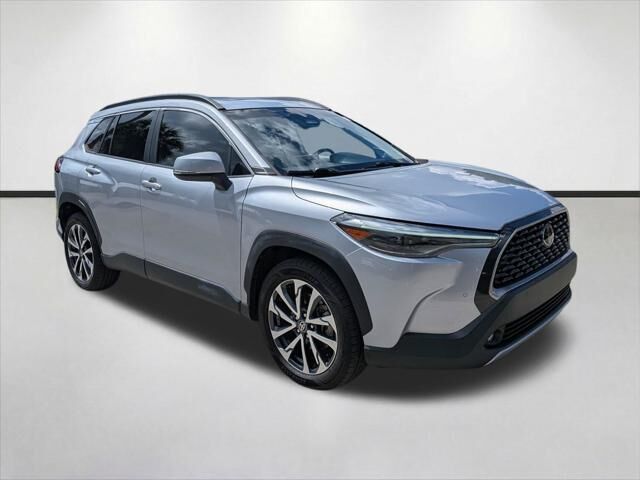 2023 Toyota Corolla Cross XLE