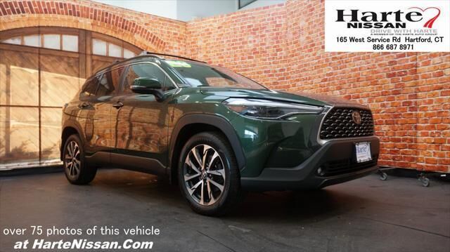 2023 Toyota Corolla Cross XLE