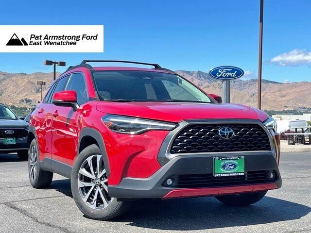 2023 Toyota Corolla Cross XLE