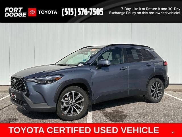 2023 Toyota Corolla Cross XLE