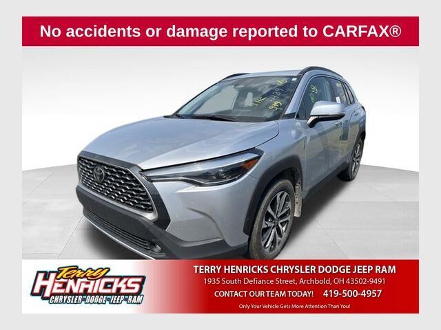 2023 Toyota Corolla Cross XLE