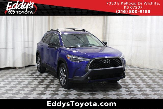 2025 Toyota Corolla Cross XLE