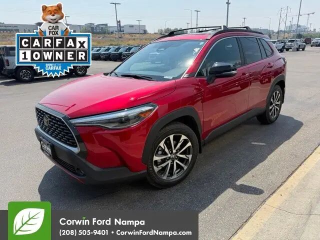 2025 Toyota Corolla Cross XLE