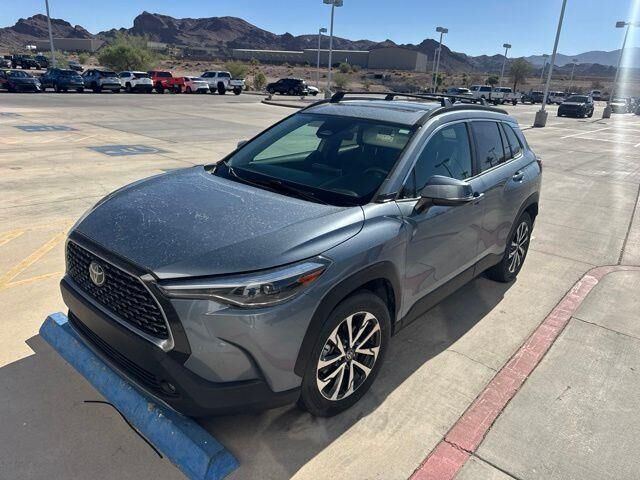2023 Toyota Corolla Cross XLE