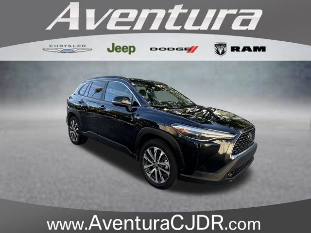 2022 Toyota Corolla Cross XLE