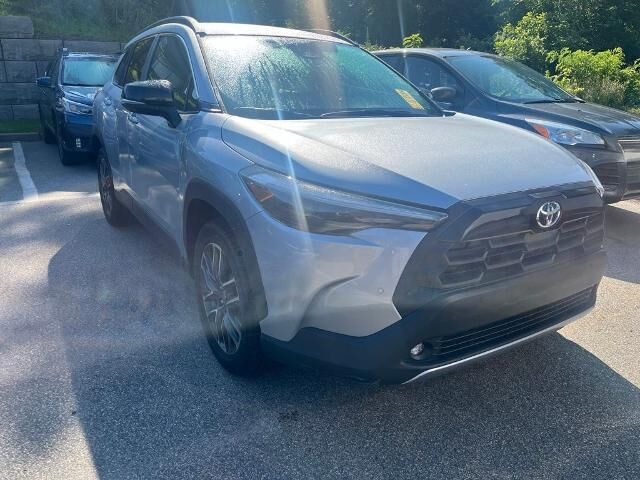 2026 Toyota Corolla Cross XLE — photo 1 of 12