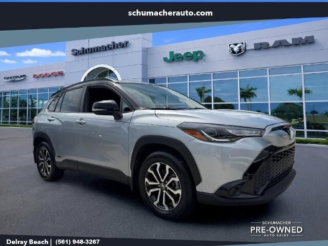 2024 Toyota Corolla Cross Hybrid S — photo 1 of 13