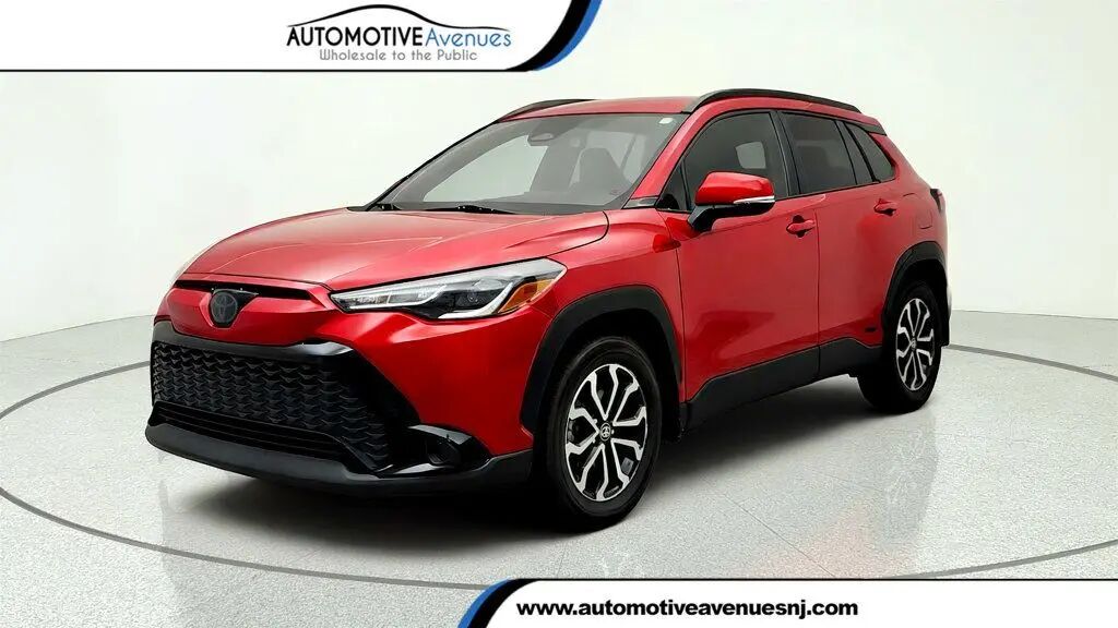 2024 Toyota Corolla Cross Hybrid S — photo 1 of 13