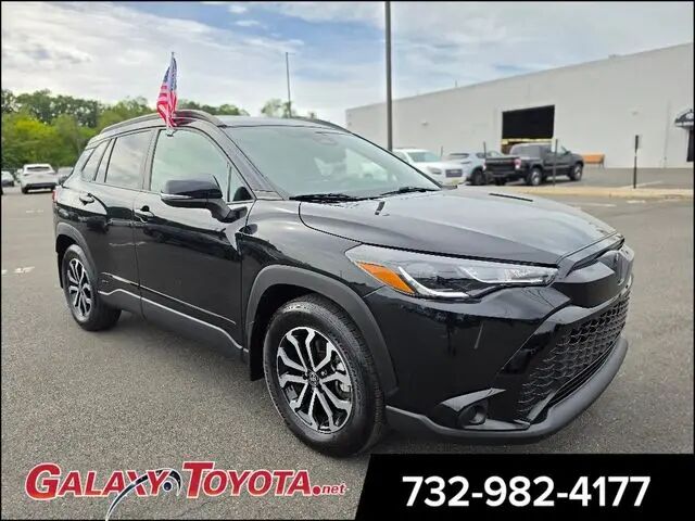 2024 Toyota Corolla Cross Hybrid S — photo 1 of 13