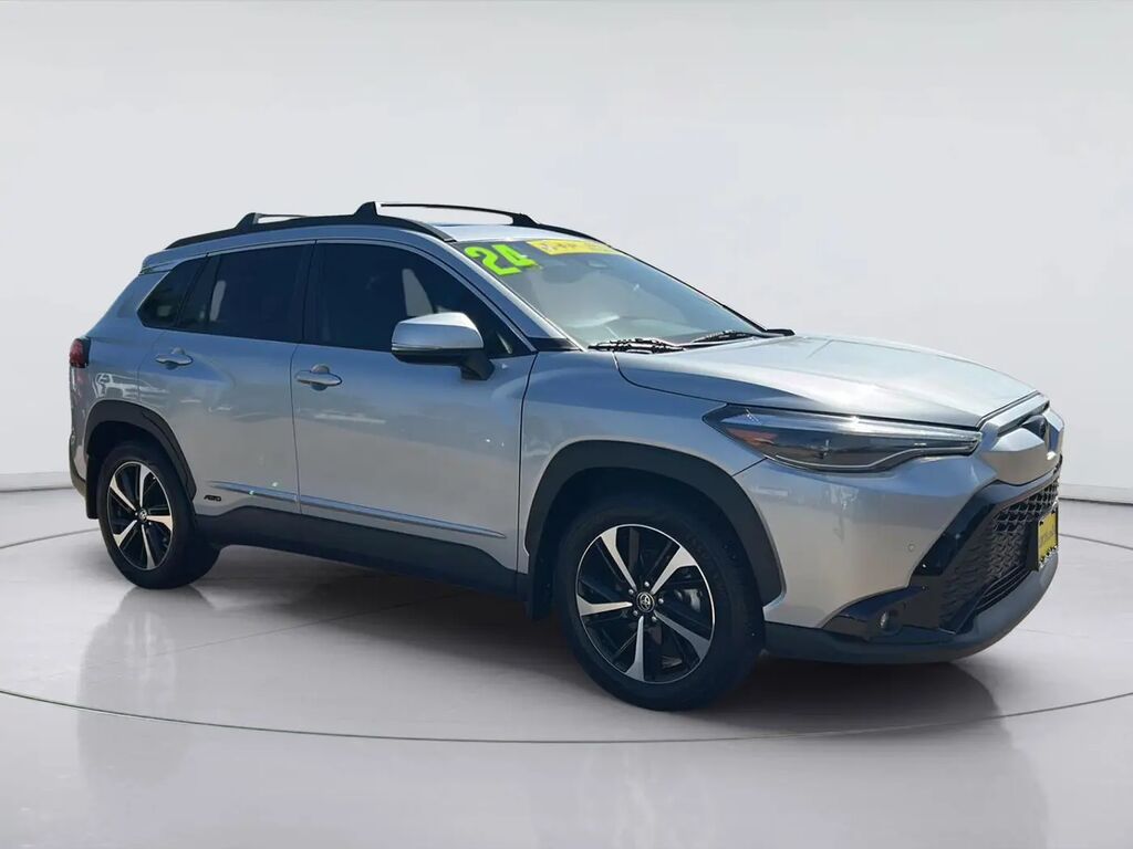 2024 Toyota Corolla Cross Hybrid S — photo 1 of 13