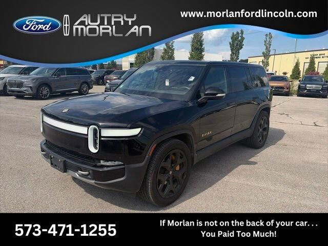 2023 Rivian R1S Adventure