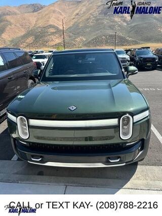 2023 Rivian R1S Adventure