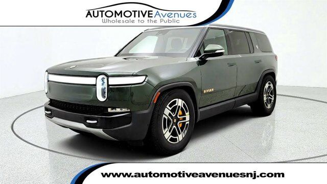 2022 Rivian R1S Launch Edition