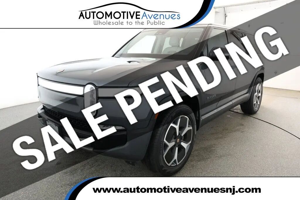 2024 Rivian R1S Adventure — photo 1 of 13