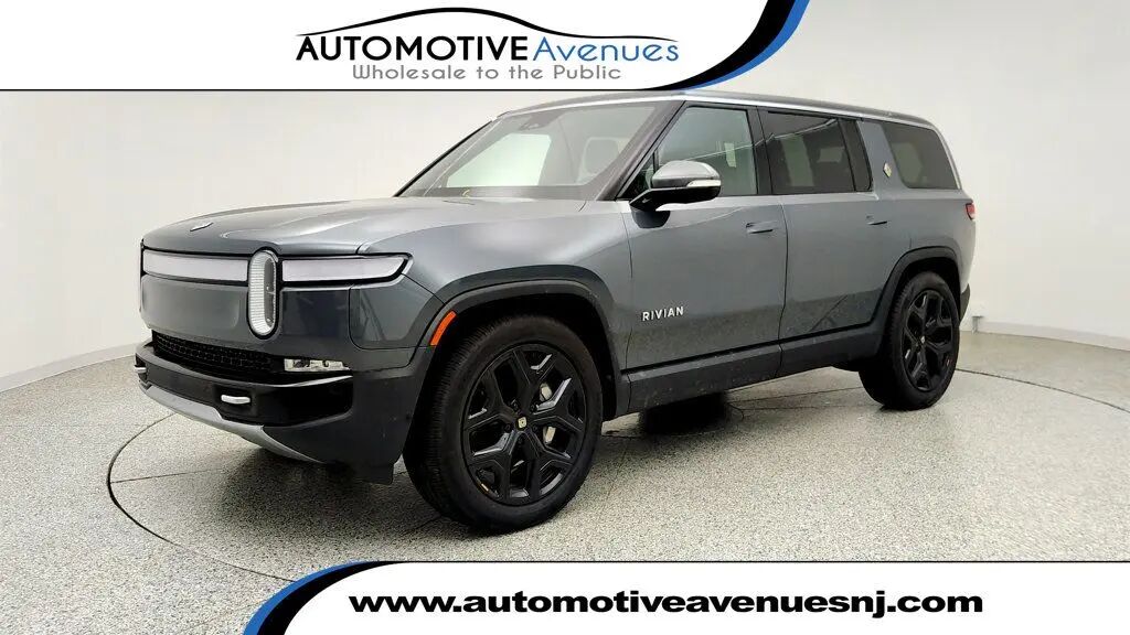 2024 Rivian R1S Adventure — photo 1 of 13