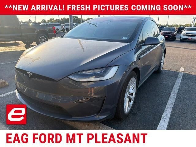 2022 Tesla Model X Base