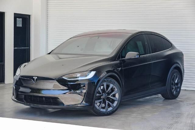 2023 Tesla Model X Base