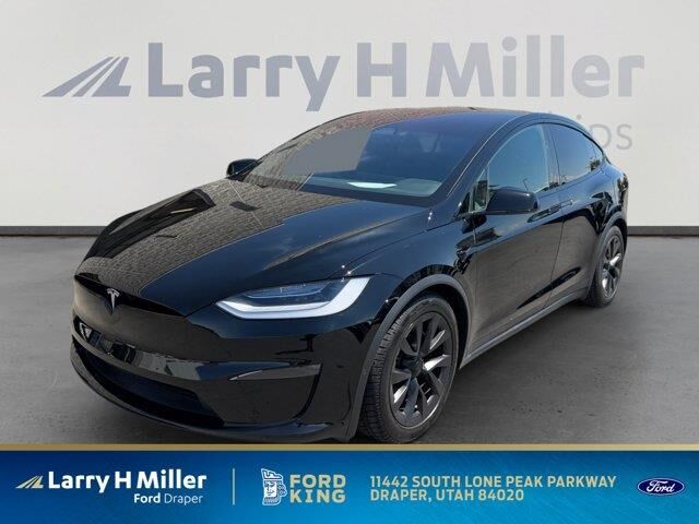 2023 Tesla Model X Plaid — photo 1 of 3