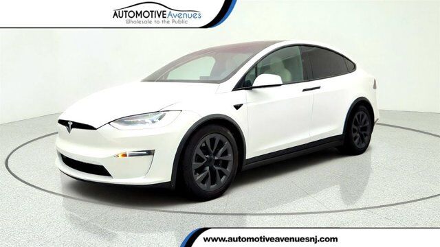 2023 Tesla Model X AWD w/ Cream Premium Interior