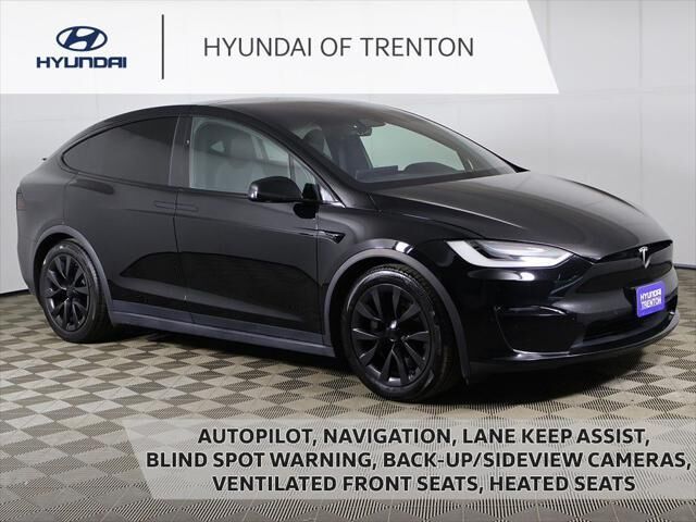 2022 Tesla Model X Base