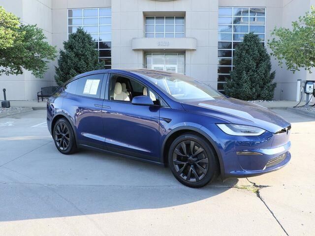 2023 Tesla Model X Base