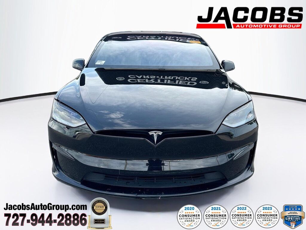2024 Tesla Model X Base — photo 1 of 9