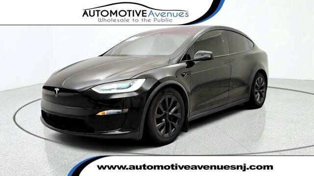 2023 Tesla Model X AWD — photo 1 of 13