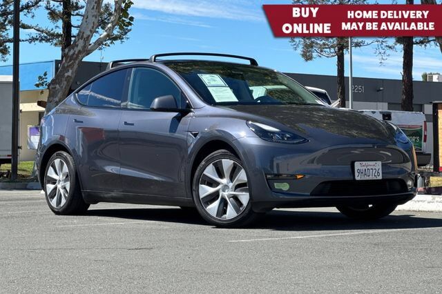 2023 Tesla Model Y Long Range