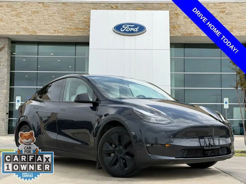 2024 Tesla Model Y Long Range