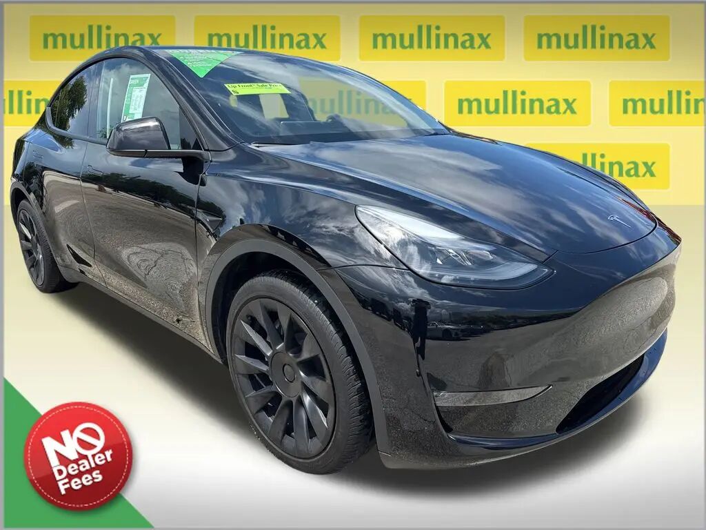 2023 Tesla Model Y Base