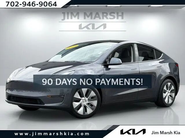2023 Tesla Model Y Base — photo 1 of 13