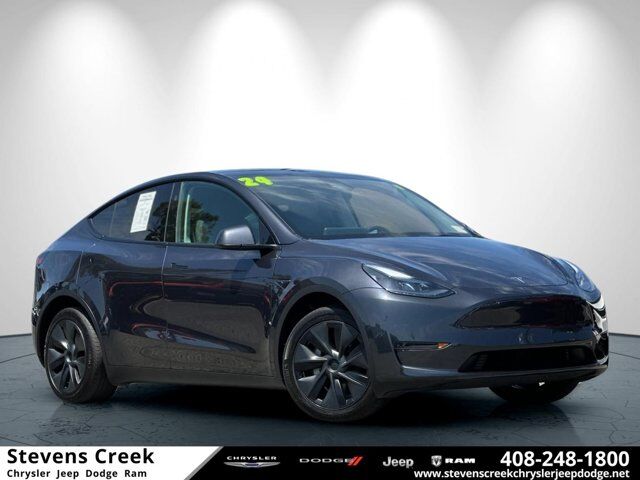 2024 Tesla Model Y Long Range