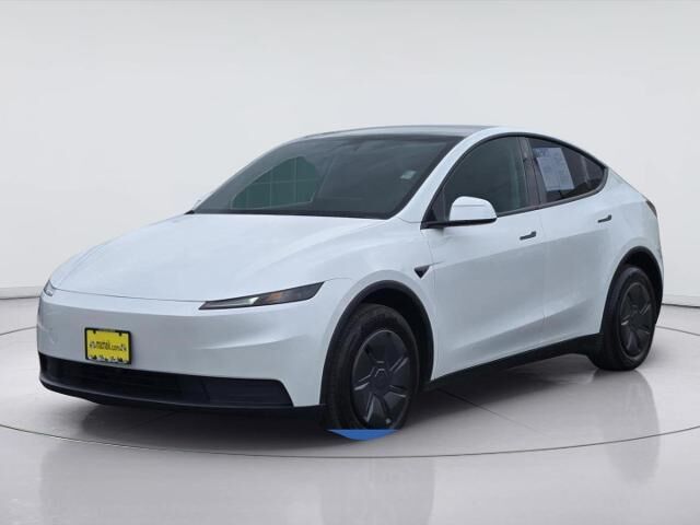 2026 Tesla Model Y Base