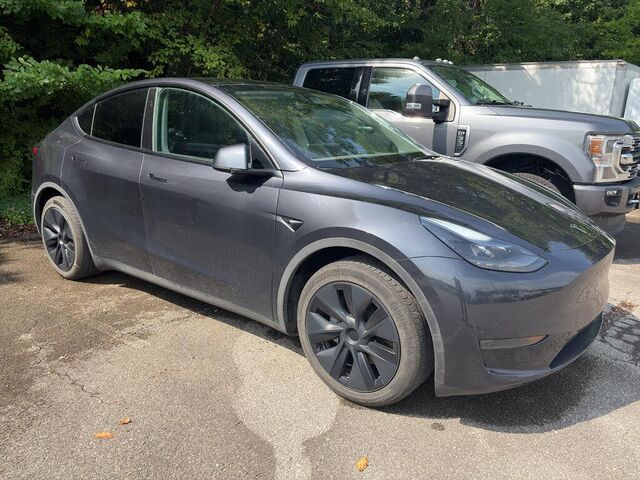2024 Tesla Model Y Long Range