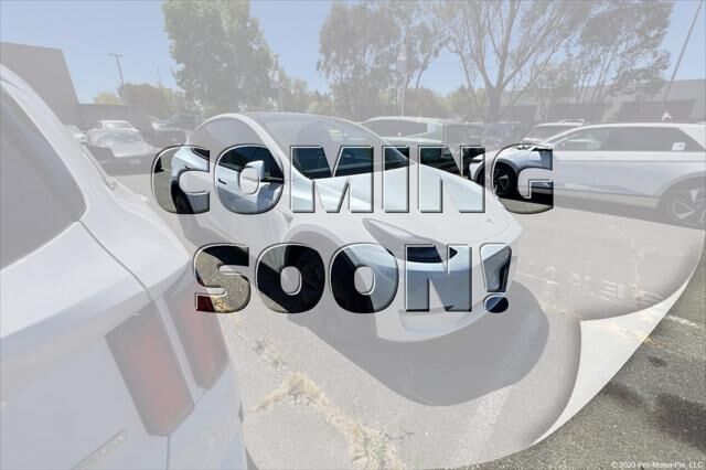 2025 Tesla Model Y Long Range