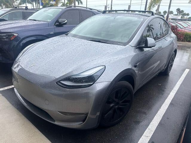 2025 Tesla Model Y Long Range