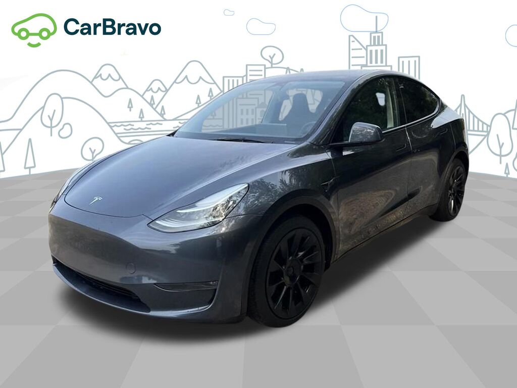 2023 Tesla Model Y Long Range — photo 1 of 6