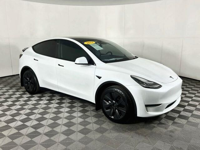 2023 Tesla Model Y Long Range