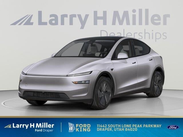 2026 Tesla Model Y Long Range — photo 1 of 3