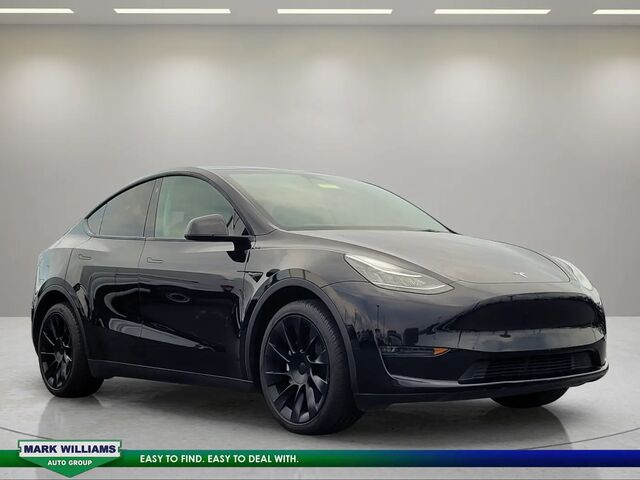 2023 Tesla Model Y Long Range