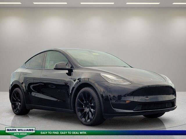 2023 Tesla Model Y Long Range