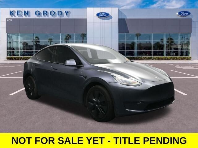 2023 Tesla Model Y Long Range