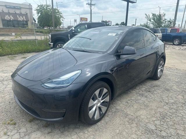 2024 Tesla Model Y Long Range