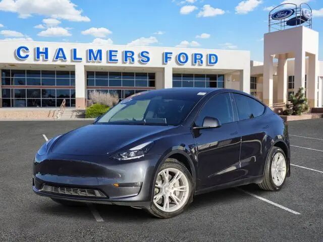 2024 Tesla Model Y Long Range