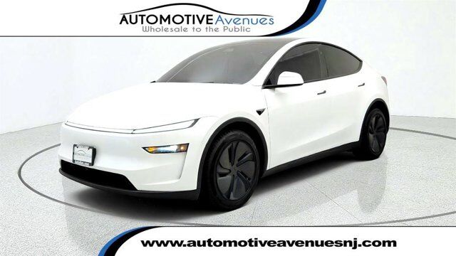 2026 Tesla Model Y Premium