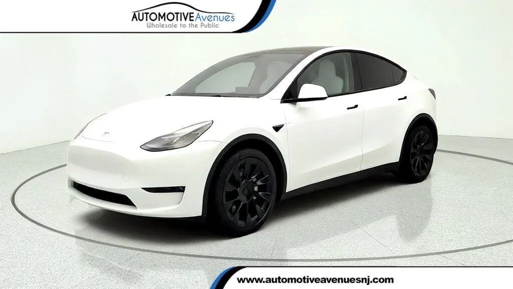 2022 Tesla Model Y Long Range